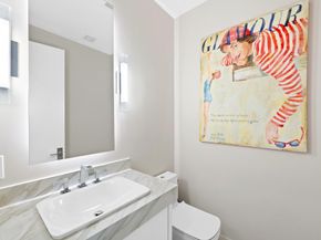 2746 NE 18th St, Fort Lauderdale FL 33305