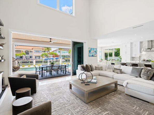 2746 NE 18th St, Fort Lauderdale FL 33305