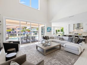 2746 NE 18th St, Fort Lauderdale FL 33305