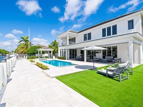 2746 NE 18th St, Fort Lauderdale FL 33305
