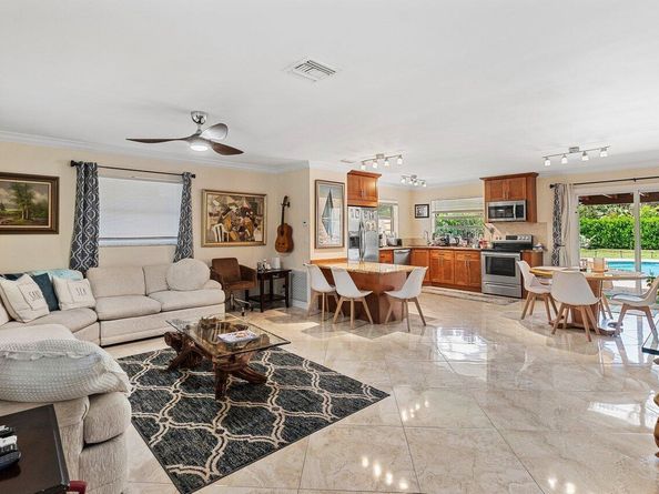 1650 NE 3rd Avenue, Delray Beach FL 33444