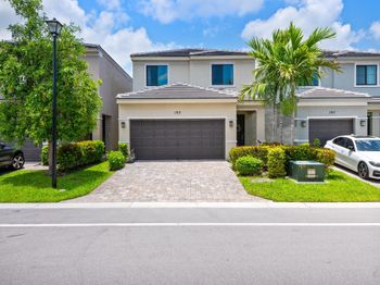 193 NW 36th Ave