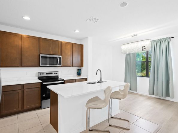 193 NW 36th Ave, Pompano Beach FL 33069