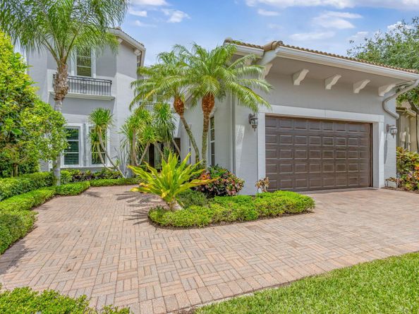 128 Viera Drive, Palm Beach Gardens FL 33418