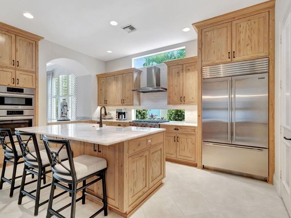 128 Viera Drive, Palm Beach Gardens FL 33418