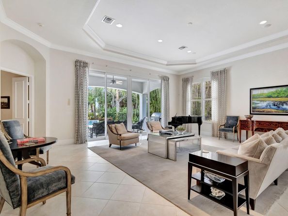 128 Viera Drive, Palm Beach Gardens FL 33418