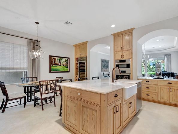 128 Viera Drive, Palm Beach Gardens FL 33418