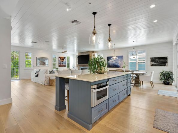 270 Mercury Road D, Juno Beach FL 33408