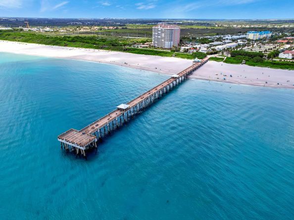 270 Mercury Road D, Juno Beach FL 33408