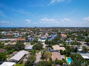5111 NE 27th Terrace NE, Lighthouse Point FL 33064