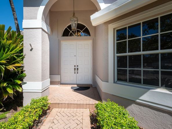 410 Mallard Ln, Weston FL 33327