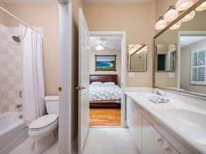 410 Mallard Ln, Weston FL 33327