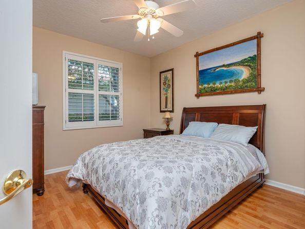 410 Mallard Ln, Weston FL 33327