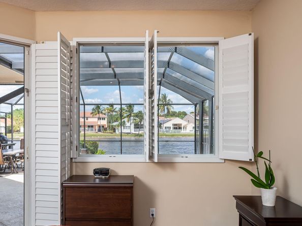 410 Mallard Ln, Weston FL 33327