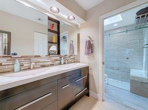 1420 Seagrape Cir, Weston FL 33326