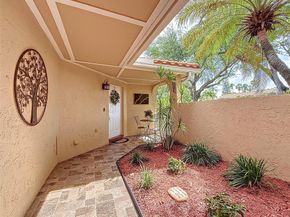 1420 Seagrape Cir, Weston FL 33326