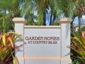 1420 Seagrape Cir, Weston FL 33326