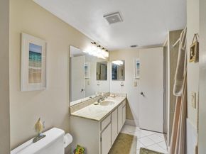 2200 S Cypress Bend Dr 601, Pompano Beach FL 33069