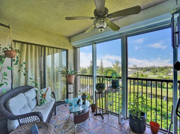 2200 S Cypress Bend Dr 601, Pompano Beach FL 33069