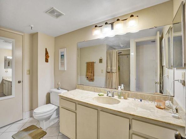 2200 S Cypress Bend Dr 601, Pompano Beach FL 33069