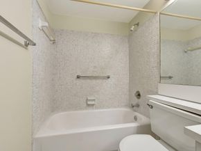 1020 Ellesmere B 1020, Deerfield Beach FL 33442