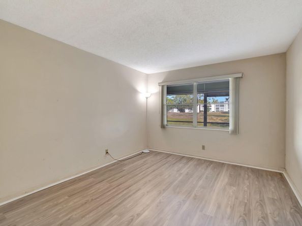 1020 Ellesmere B 1020, Deerfield Beach FL 33442