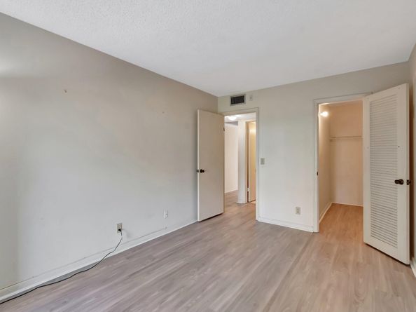 1020 Ellesmere B 1020, Deerfield Beach FL 33442