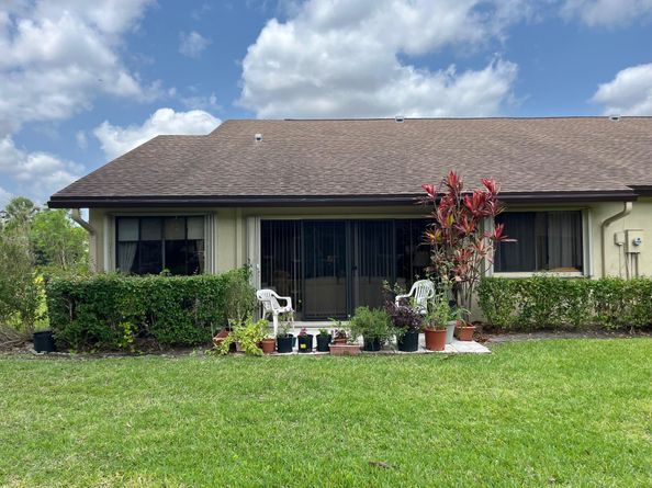139 Meander Circle, Royal Palm Beach FL 33411