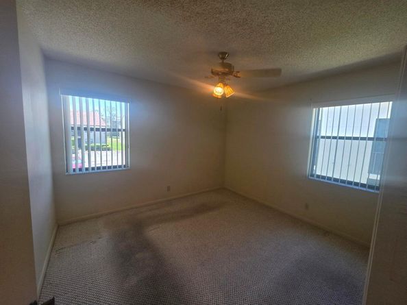 7690 Tahiti Lane 202, Lake Worth FL 33467