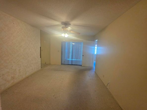 7690 Tahiti Lane 202, Lake Worth FL 33467