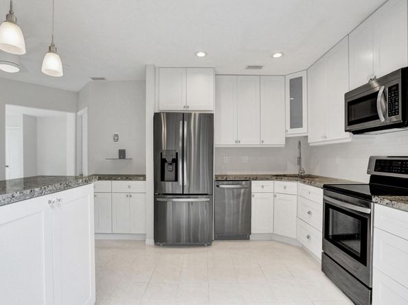 11290 Renaissance Rd, Cooper City FL 33026