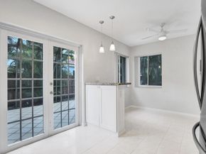 11290 Renaissance Rd, Cooper City FL 33026