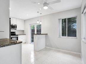11290 Renaissance Rd, Cooper City FL 33026