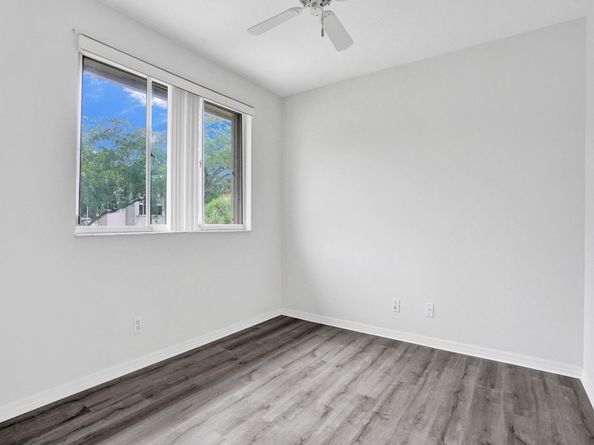 11290 Renaissance Rd, Cooper City FL 33026