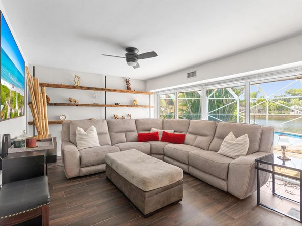 6106 Royal Poinciana Lane, Tamarac FL 33319