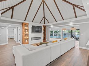 6106 Royal Poinciana Lane, Tamarac FL 33319