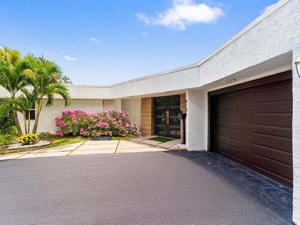 6106 Royal Poinciana Lane, Tamarac FL 33319