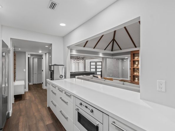 6106 Royal Poinciana Lane, Tamarac FL 33319