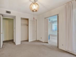 2990 NE 16th Ave 201, Oakland Park FL 33334