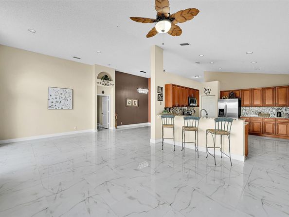 6330 Osprey Ter, Coconut Creek FL 33073