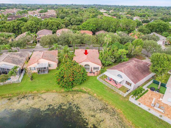 6330 Osprey Ter, Coconut Creek FL 33073