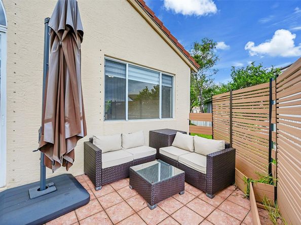 6330 Osprey Ter, Coconut Creek FL 33073