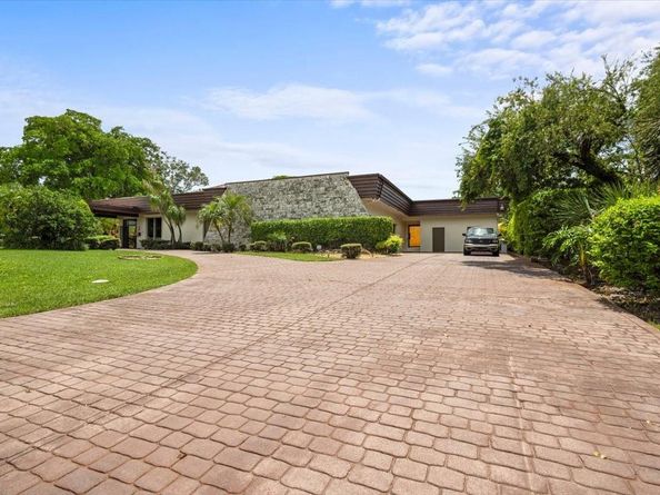 5304 Woodlands Blvd, Fort Lauderdale FL 33319