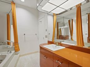 5304 Woodlands Blvd, Fort Lauderdale FL 33319