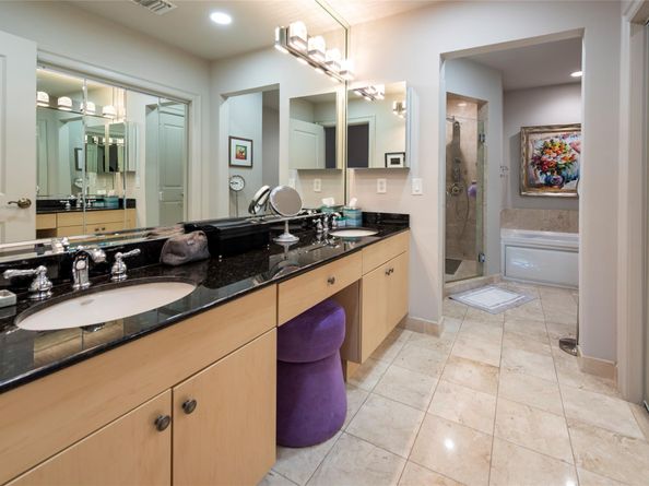 16102 Emerald Estates Dr 207, Weston FL 33331