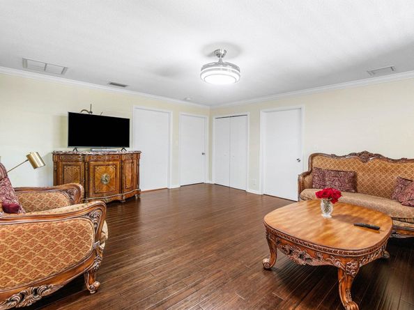 368 Plymouth Road, West Palm Beach FL 33405
