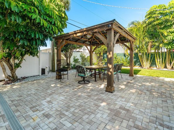 368 Plymouth Road, West Palm Beach FL 33405