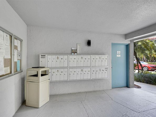 1785 N Andrews Sq 110E, Fort Lauderdale FL 33311