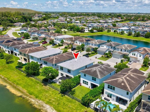 1080 Veleiros Boulevard, Deerfield Beach FL 33064