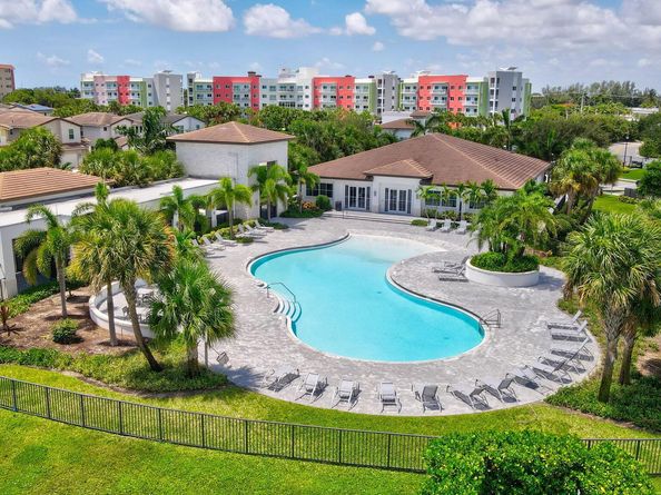1080 Veleiros Boulevard, Deerfield Beach FL 33064